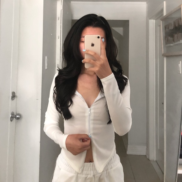 Boohoo • zip front long sleeve ribbed top - Picture 3 of 4